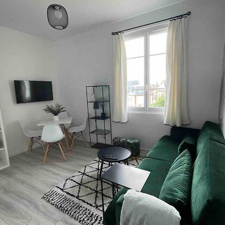 L'Oiseau Bleu Appt 2 Pieces , 150 M De La Plage Leilighet Blonville-sur-Mer Eksteriør bilde